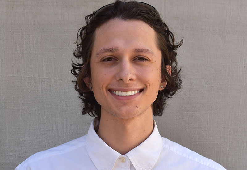Headshot of Jon Zeipen