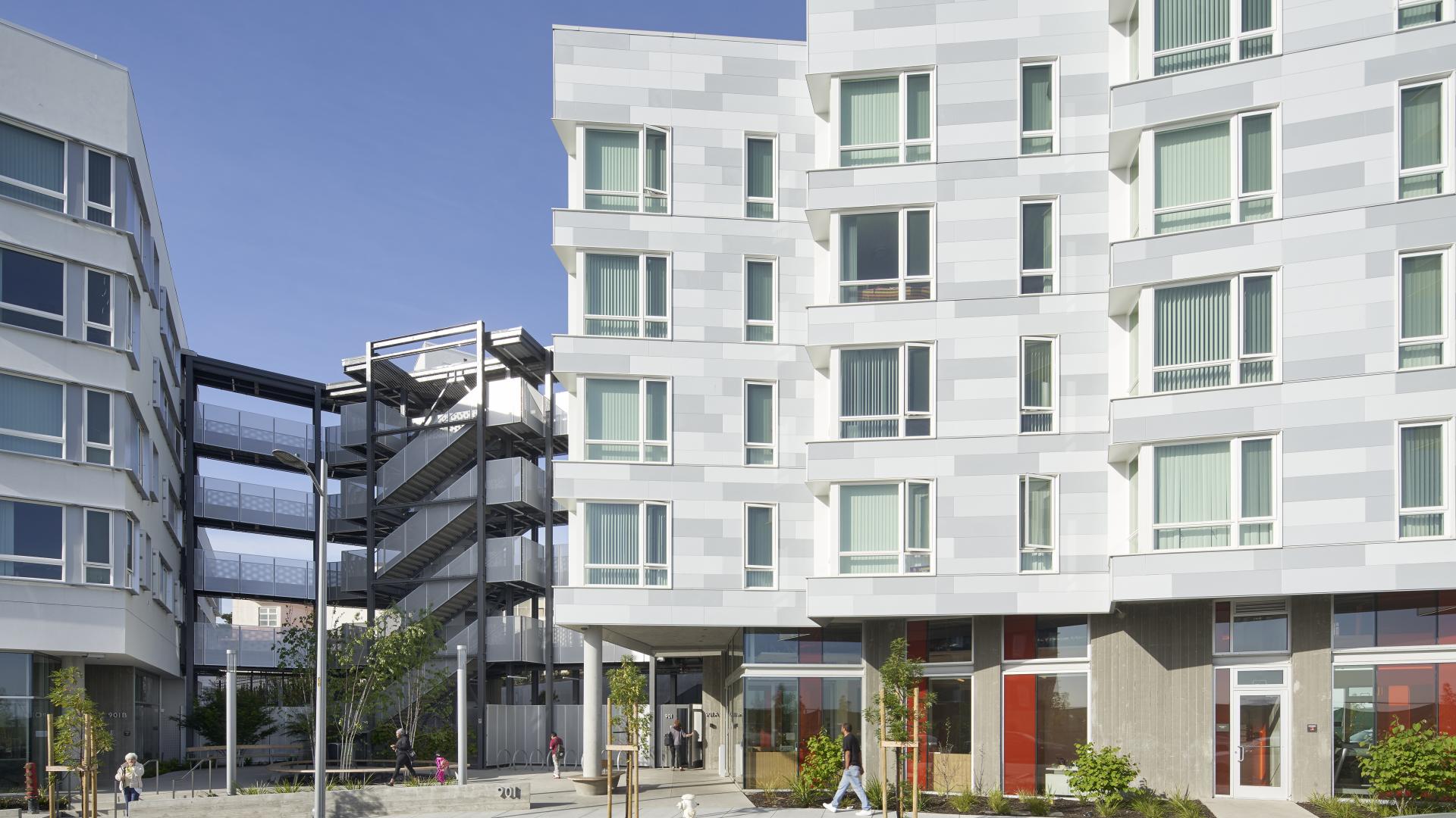 Exterior view of 901 Fairfax Avenue in San Francisco, CA.