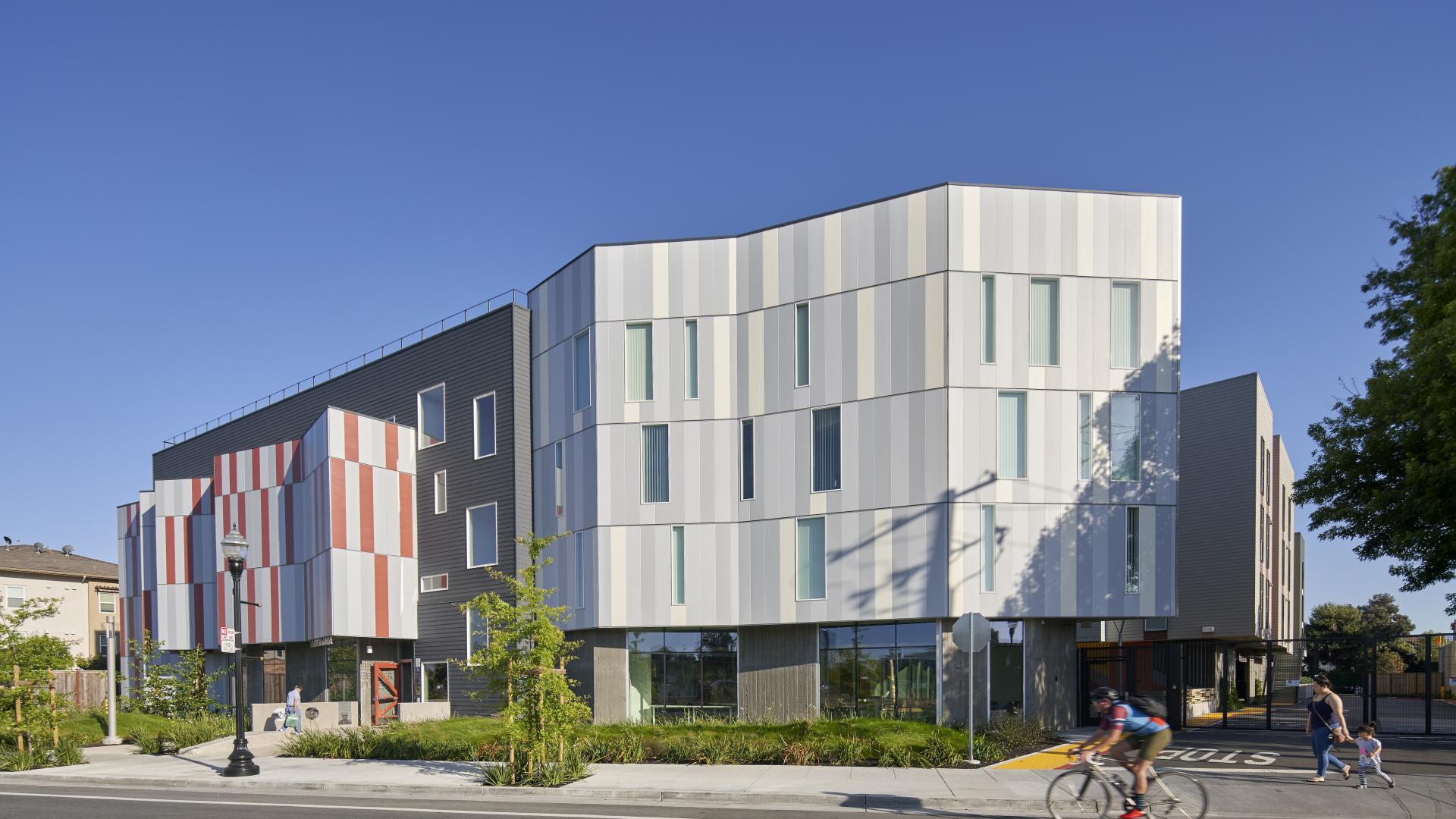 Street view of Edwina Benner Plaza in Sunnyvale, Ca.