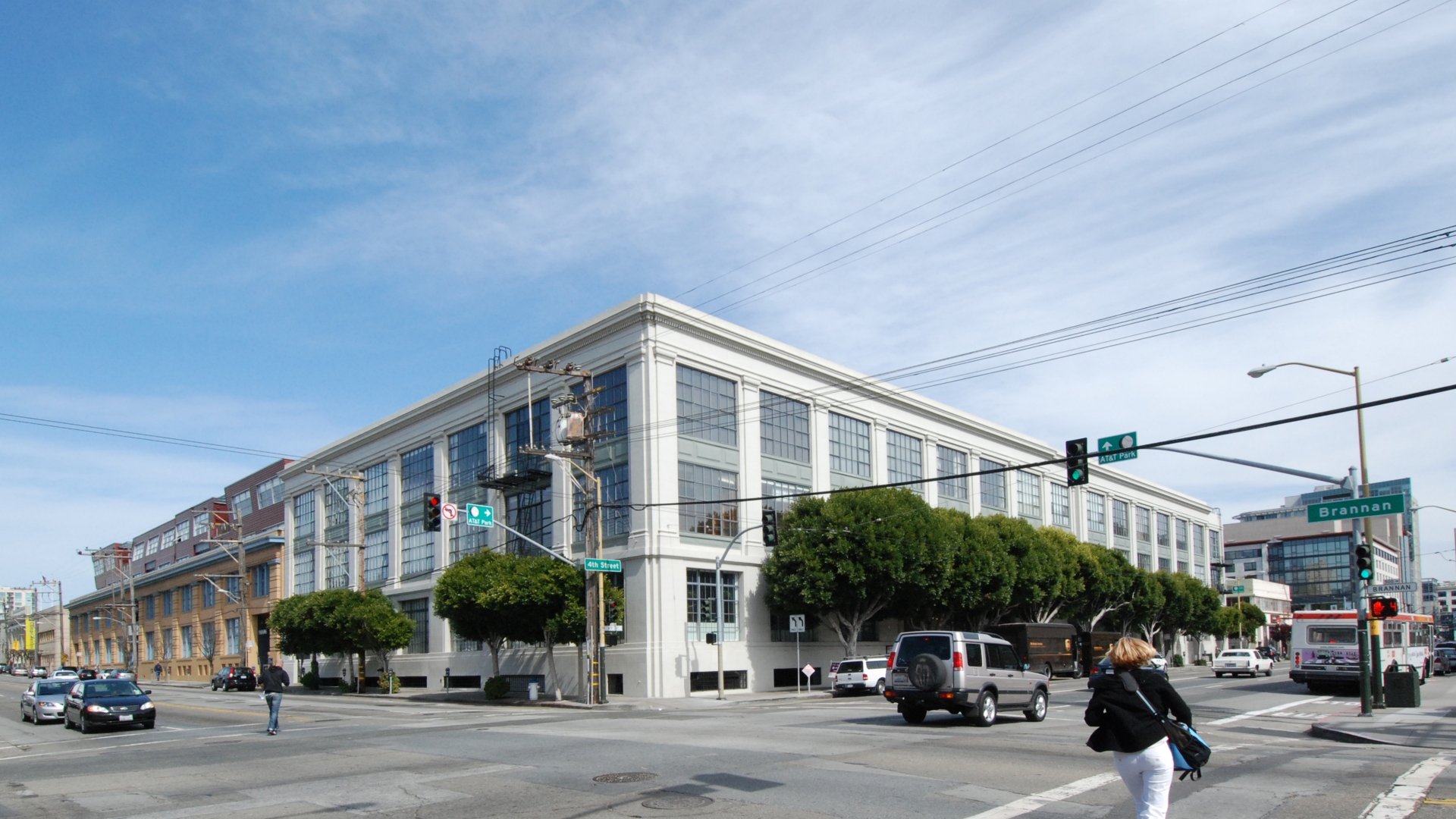 Exterior street corner view of 601 Fourth Street Lofts in San Francisco.