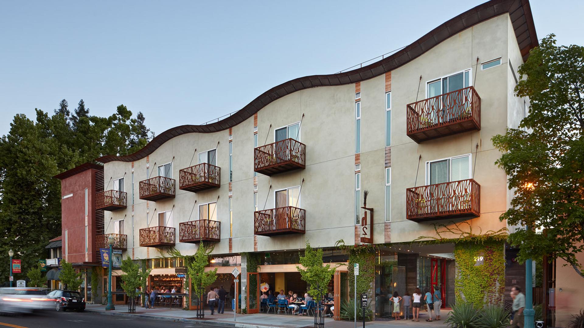 Exterior view of h2hotel in Healdsburg, Ca.