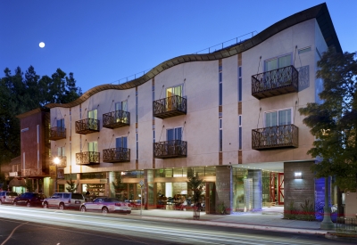 Exterior at dusk of h2hotel in Healdsburg, Ca.