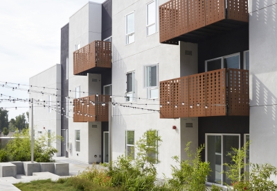 Courtyard inside Rivermark in Sacramento, Ca.