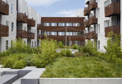 Courtyard inside Rivermark in Sacramento, Ca.