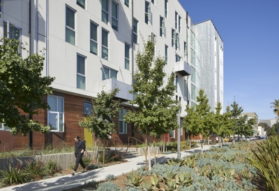 Ground level residential stoops at 855 Brannan in San Francisco.