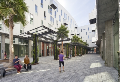 Pedestrian walkway at 855 Brannan in San Francisco.