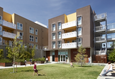 Courtyard in Mayfield Place in Palo Alto, Ca.