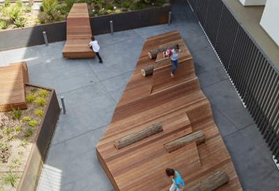 Courtyard view of Pacific Pointe Apartments in San Francisco, CA.