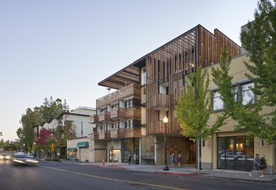 Street view of Harmon Guest House in Healdsburg, Ca 