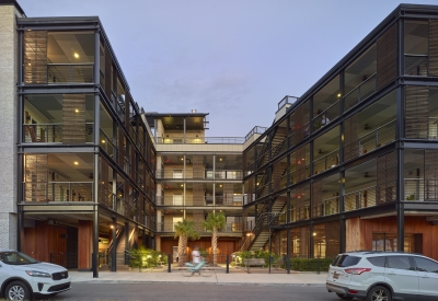 Courtyard view of Williams Terrace in Charleston, SC.