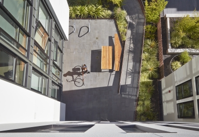 Aerial courtyard view of 300 Ivy in San Francisco, CA.