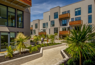 Resident community greenway at Mason on Mariposa in San Francisco.