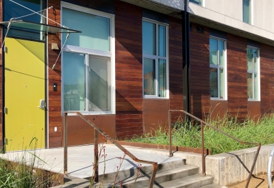 Ground level residential stoops at 855 Brannan in San Francisco.