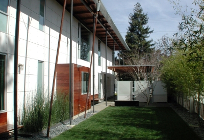 Courtyard and entrance to 310 Waverly Residence in Palo Alto, California.