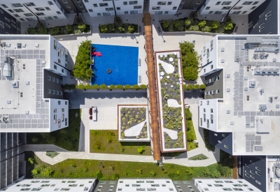 Aerial view of the courtyard at Five88 in San Francisco.