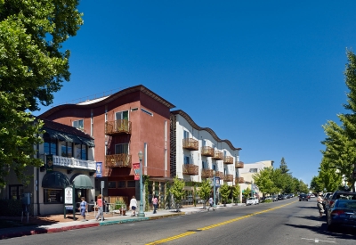 Corner exterior view of h2hotel in Healdsburg, Ca.