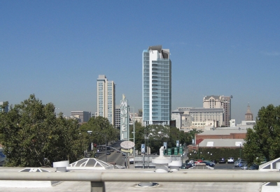 Image of the skyline with a rendered Market Gateway Tower inserted.
