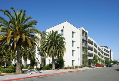 Street exterior view of Union Flats in Union City, Ca.