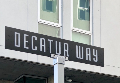 Dectaur Way sign at 855 Brannan in San Francisco.