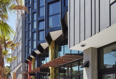  Retail spaces along Mission Street. 