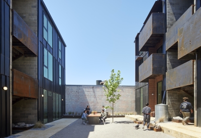 Exterior view of the courtyard at 2323 2nd Avenue South in Birmingham, Alabama.