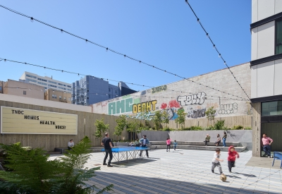 Courtyard at 555 Larkin in San Francisco.
