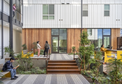 Courtyard at 88 Park Street at Midway Village.