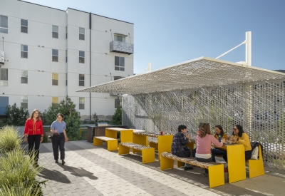 Courtyard and BBQ patio at 88 Park Street at Midway Village.