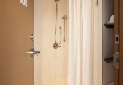 Shower in the Supertone locker room.