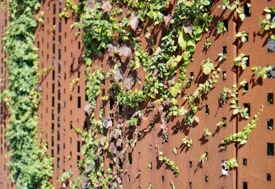 Cor-ten fence up close.