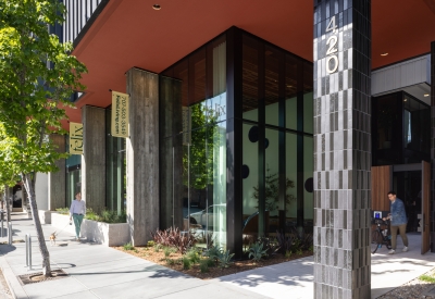 Exterior street view of Felix.