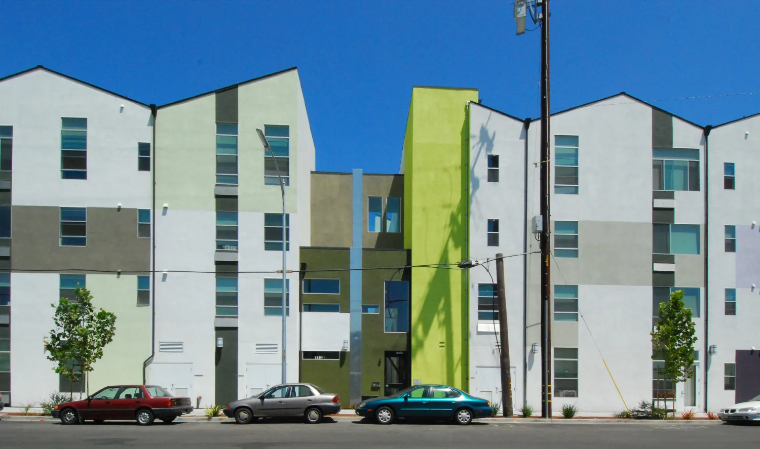 Exterior street view of Art Ark in San Jose, California.