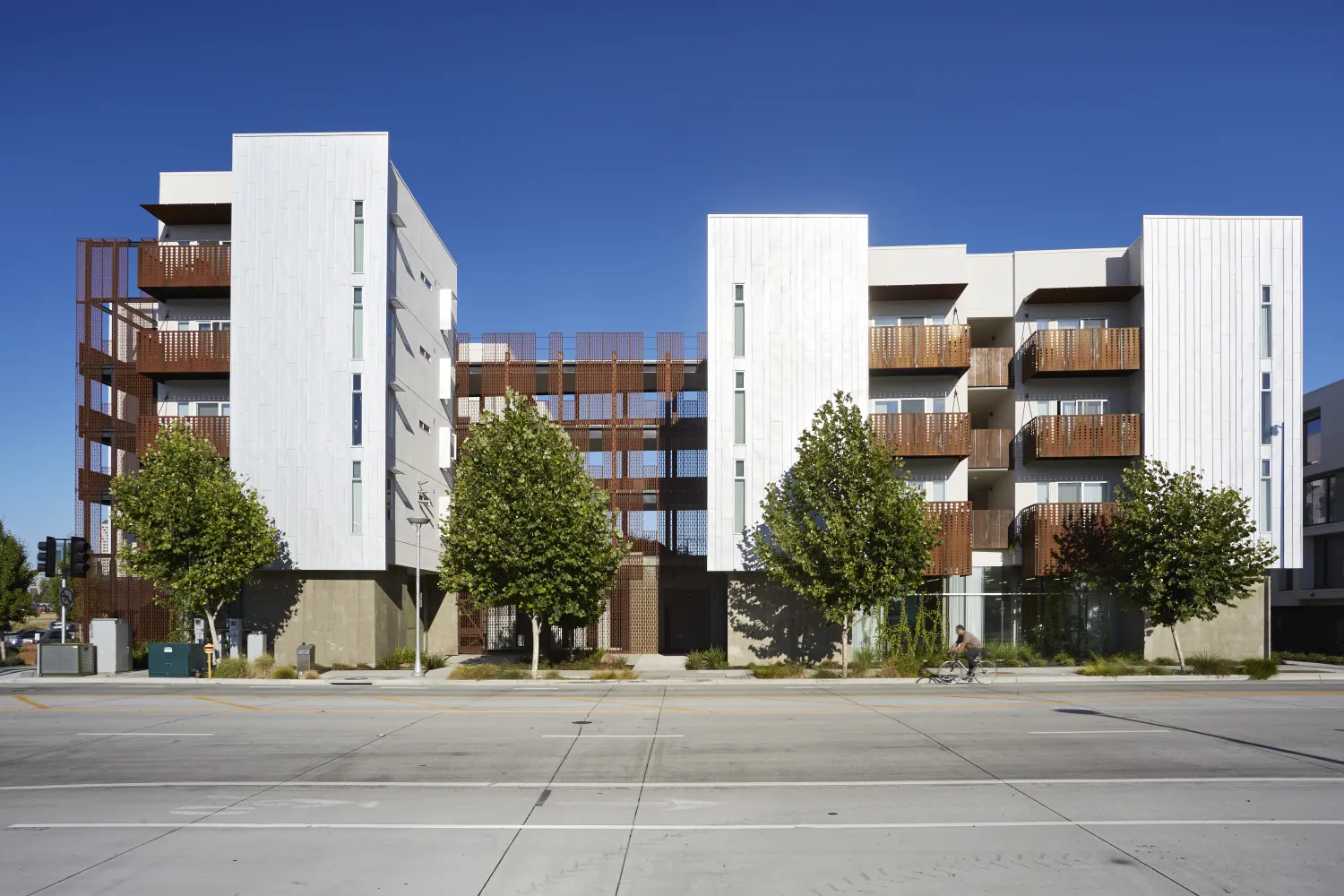 Street view of Rivermark in Sacramento, Ca.