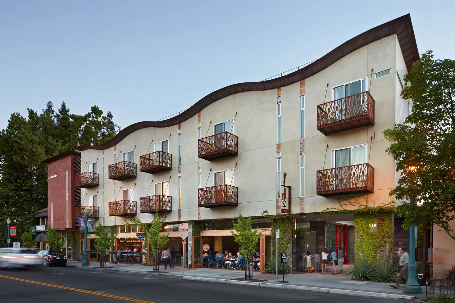 Exterior view of h2hotel in Healdsburg, Ca.