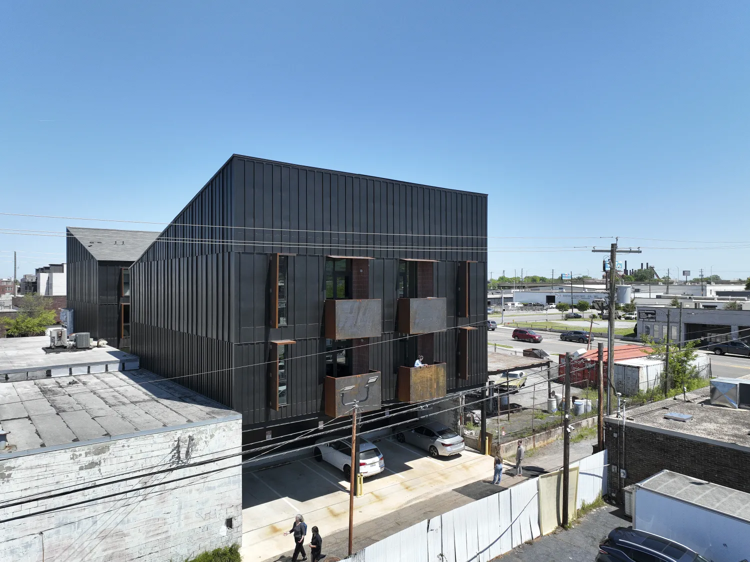 Exterior view of the courtyard at 2323 2nd Avenue South in Birmingham, Alabama.