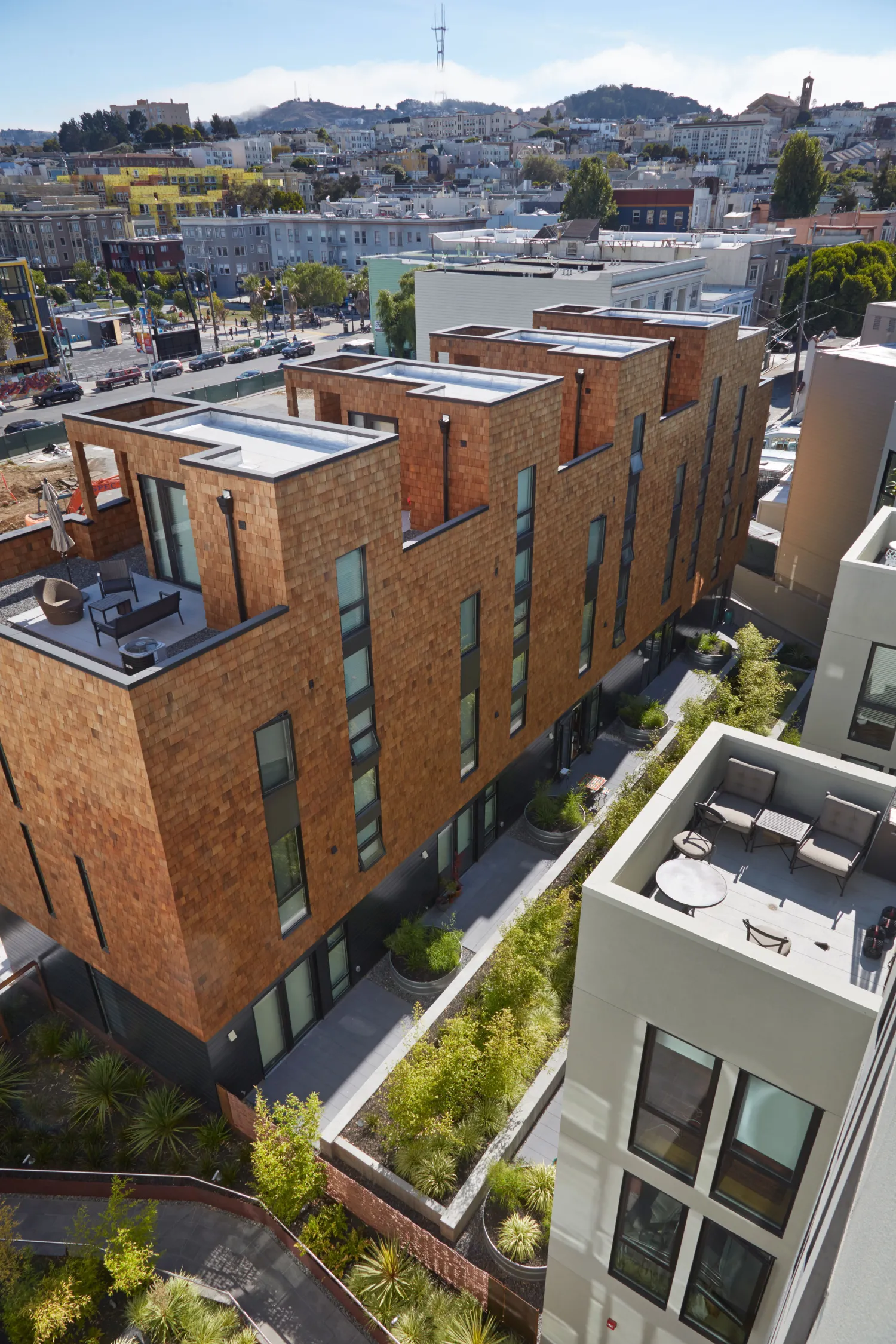 Aerial view of the courtyard at 300 Ivy in San Francisco, CA.