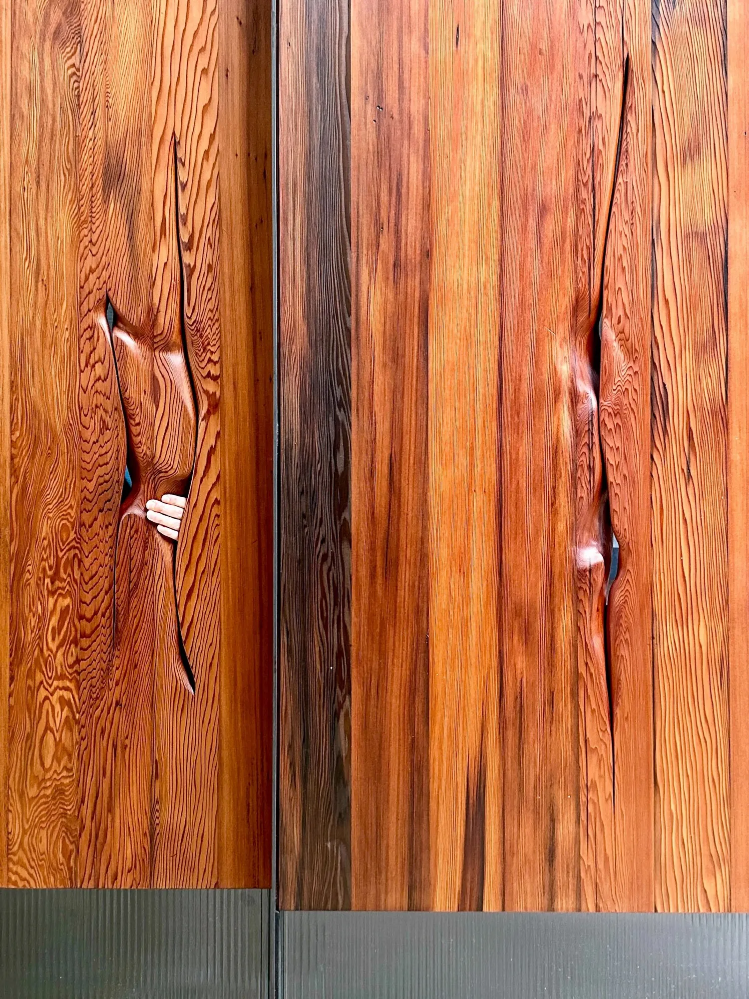 DBA_OAK sliding doors made of redwood.