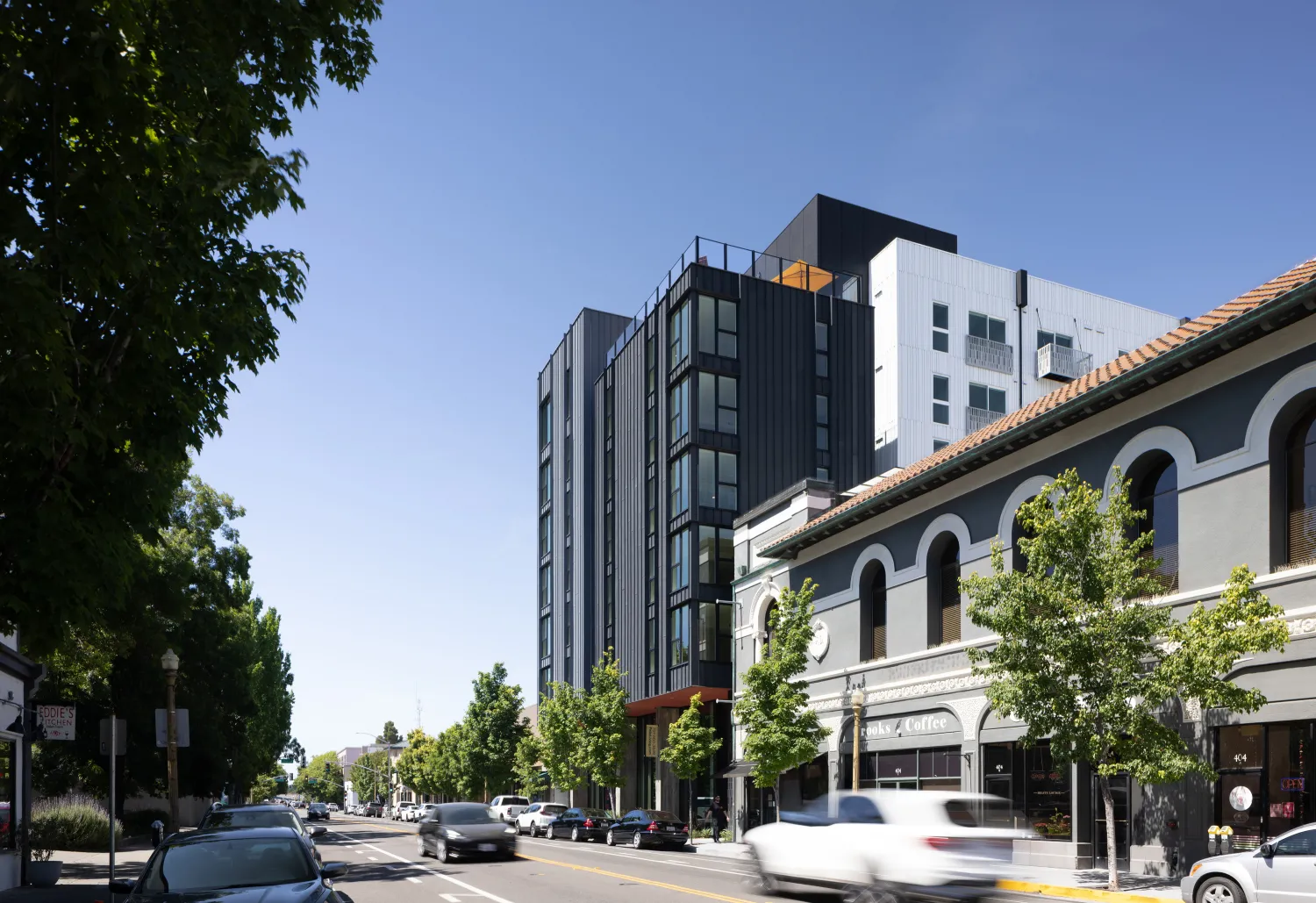 Exterior street view of Felix.