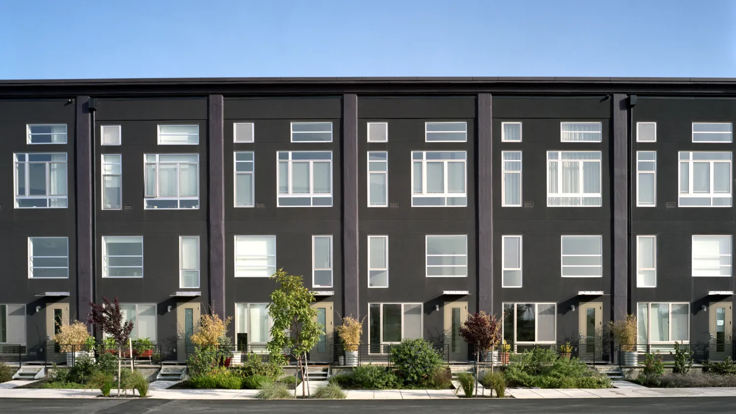 Exterior view of Pacific Cannery Lofts/