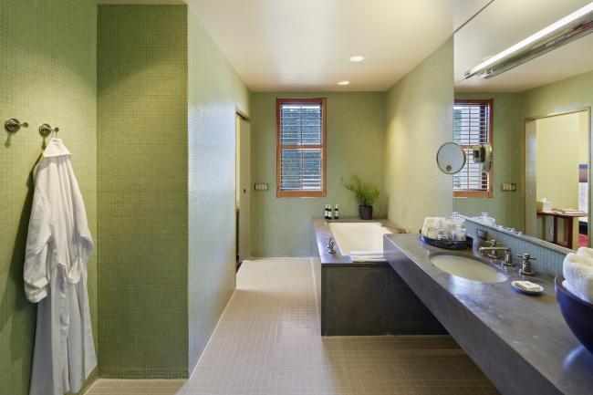 Upgraded bathrooms suite at Hotel Healdsburg in Healdsburg, Ca.