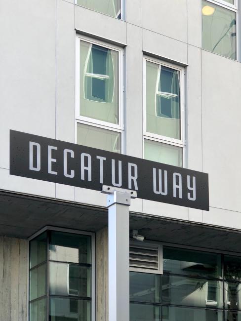 Dectaur Way sign at 855 Brannan in San Francisco.