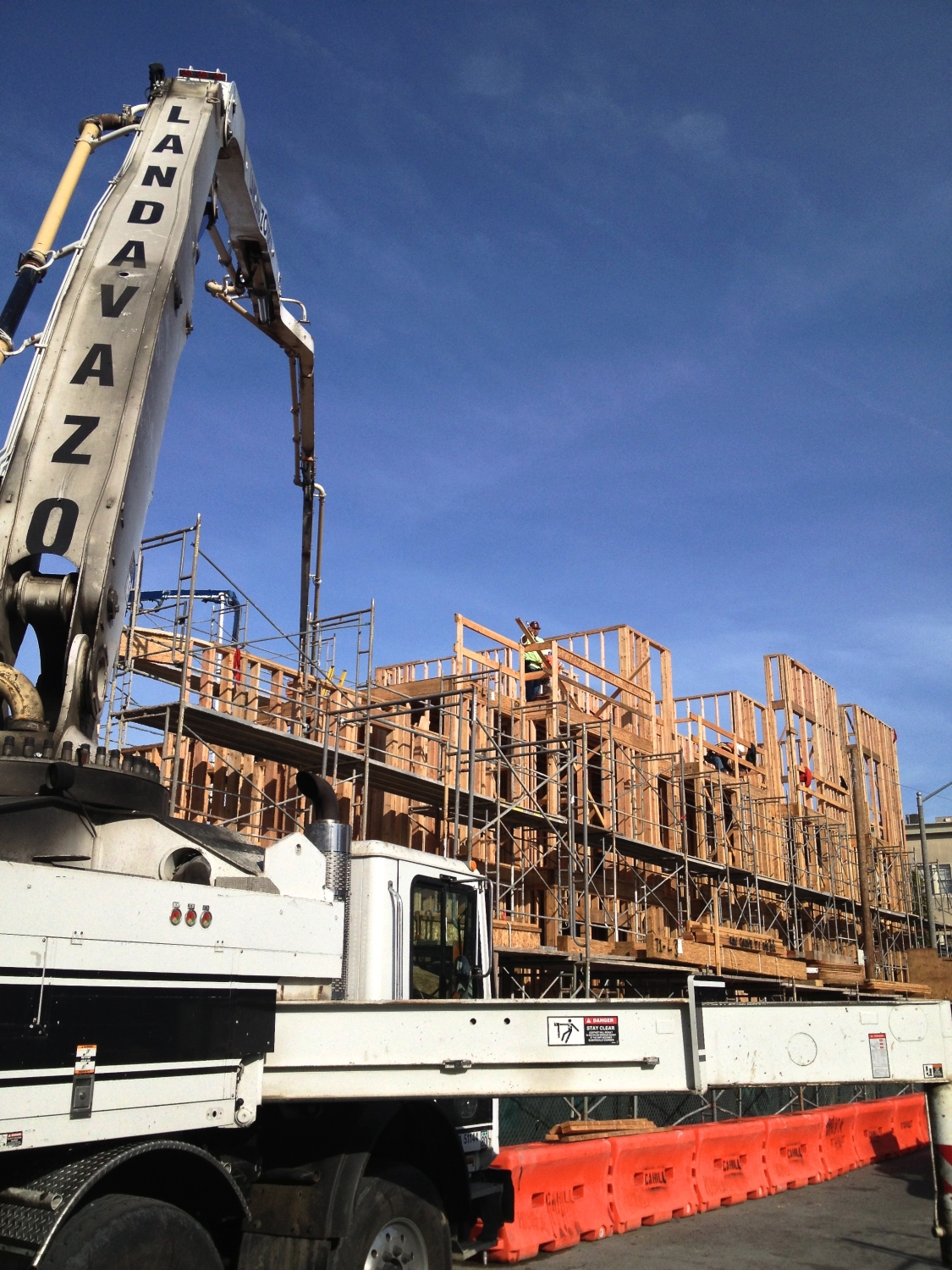 Exterior view of construction at 300 Ivy in San Francisco, CA.