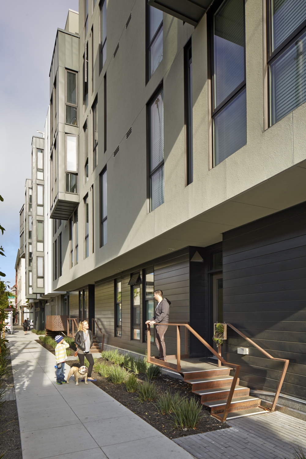 Exterior view of 300 Ivy in San Francisco, CA.