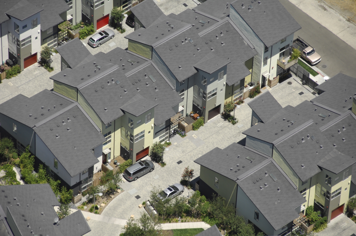 Aerial view of row of townhomes at West End Commons in Oakland, Ca.