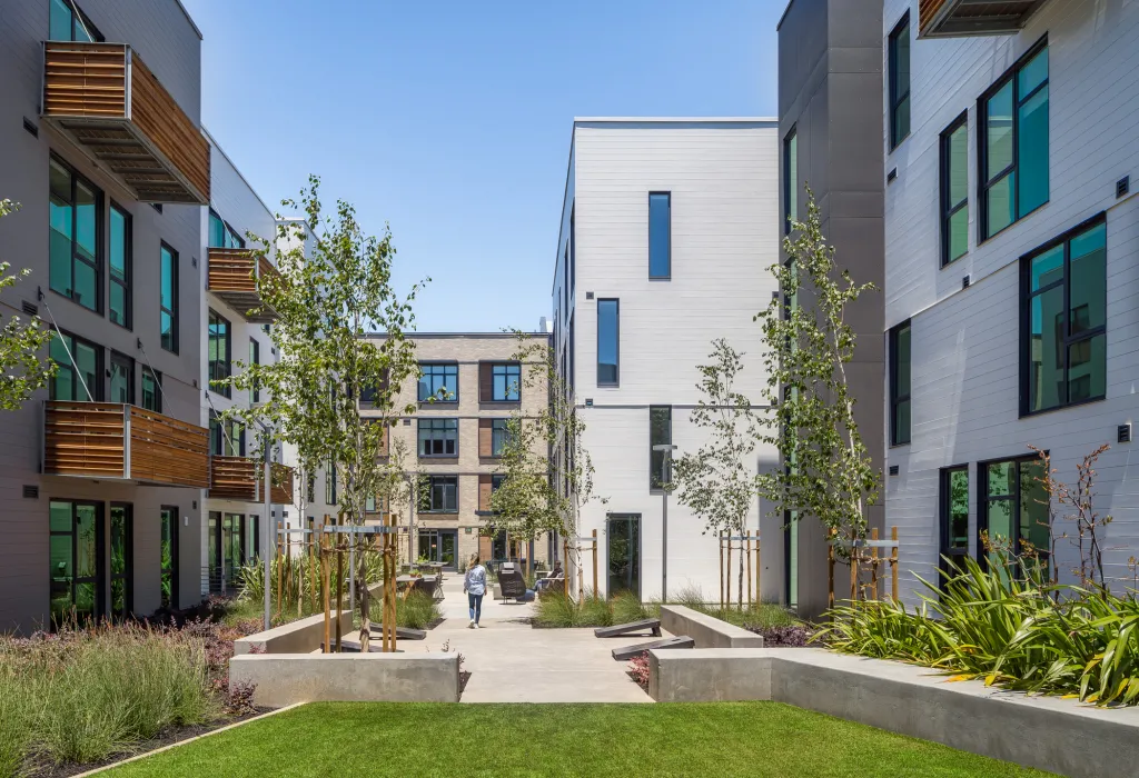 Pedestrian greenway at Mason on Mariposa in San Francisco.