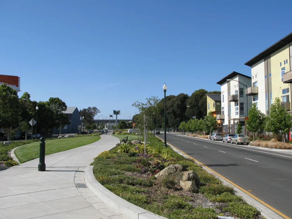 Pedestrian and walkway along West End Commons in Oakland, Ca.