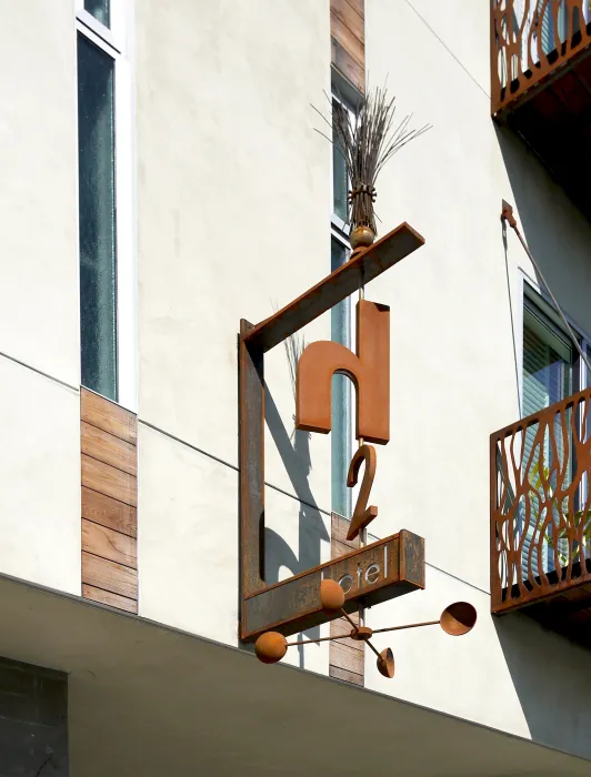 Street sign detail fo h2hotel in Healdsburg, Ca.