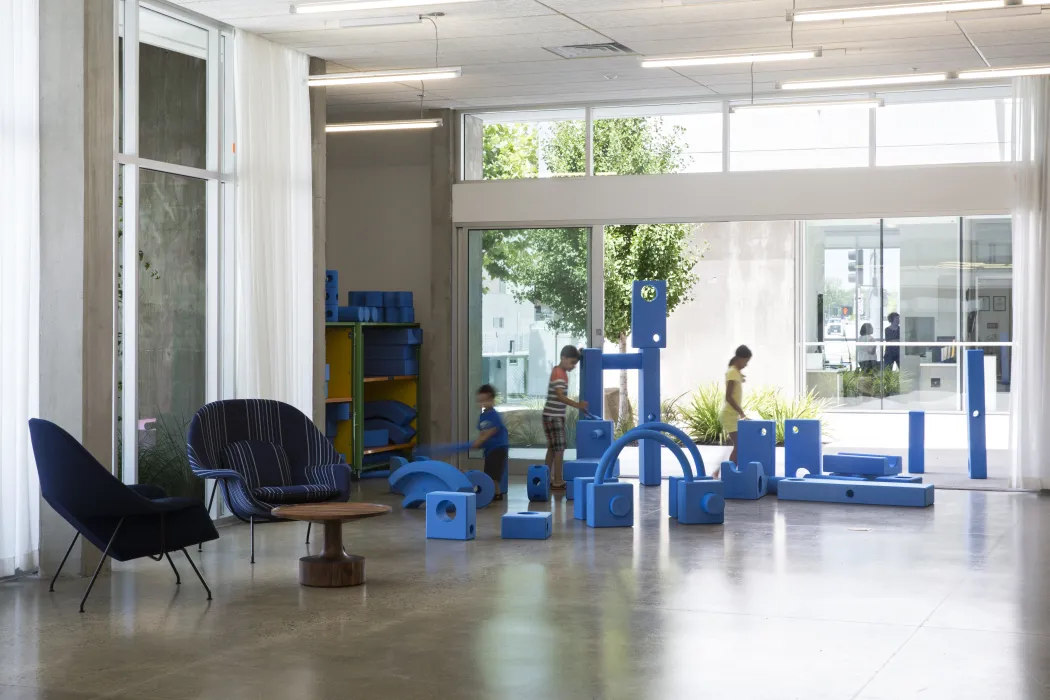 Community room inside Rivermark in Sacramento, Ca.