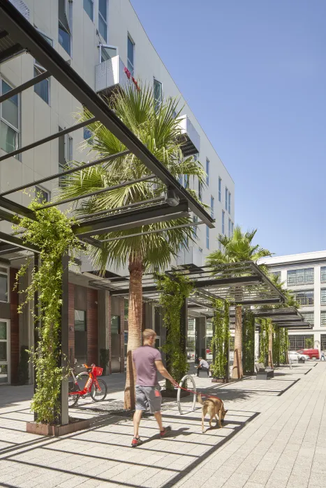 Pedestrian walkway at 855 Brannan in San Francisco.