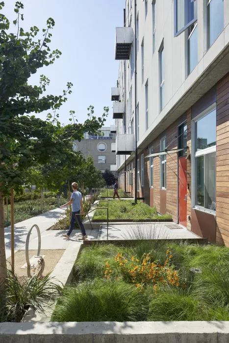 Residential stoop at 855 Brannan in San Francisco.